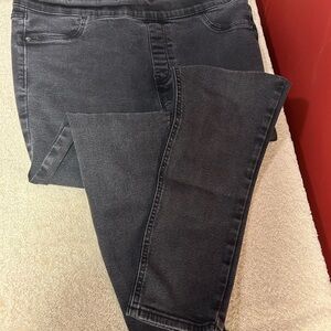 Old Navy Women's Dark Gray Skinny Jeans
